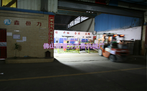 鑫恒力專利產品，全自動水平電解退黑鈦流水線出貨